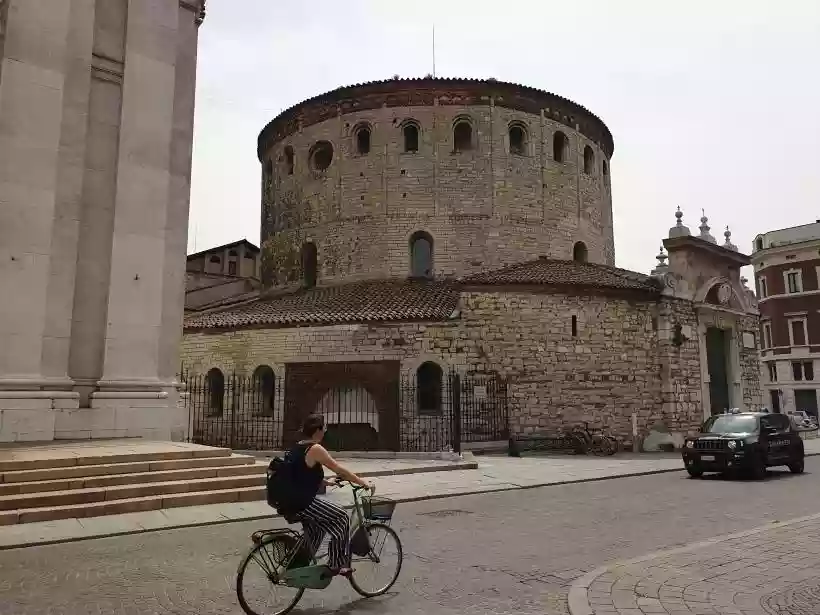 Ingrandisci questa immagine