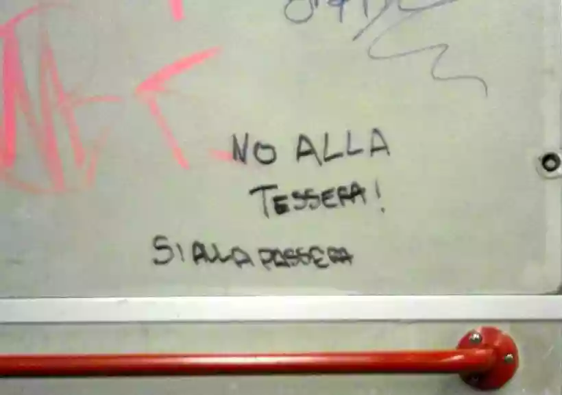Ingrandisci questa immagine