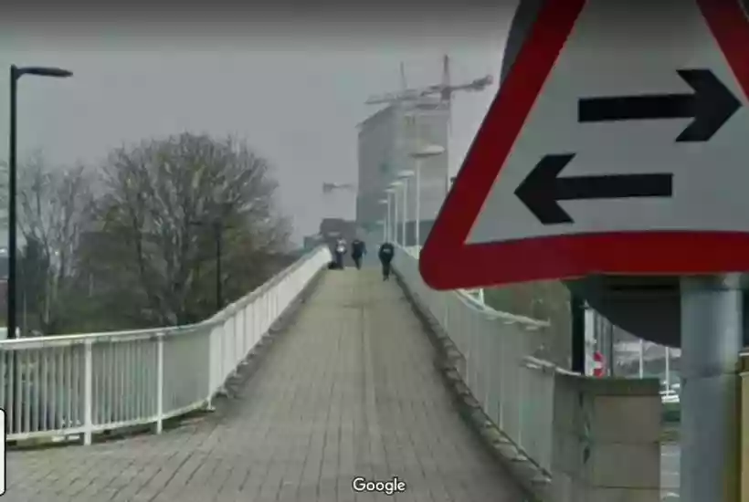 Ingrandisci questa immagine