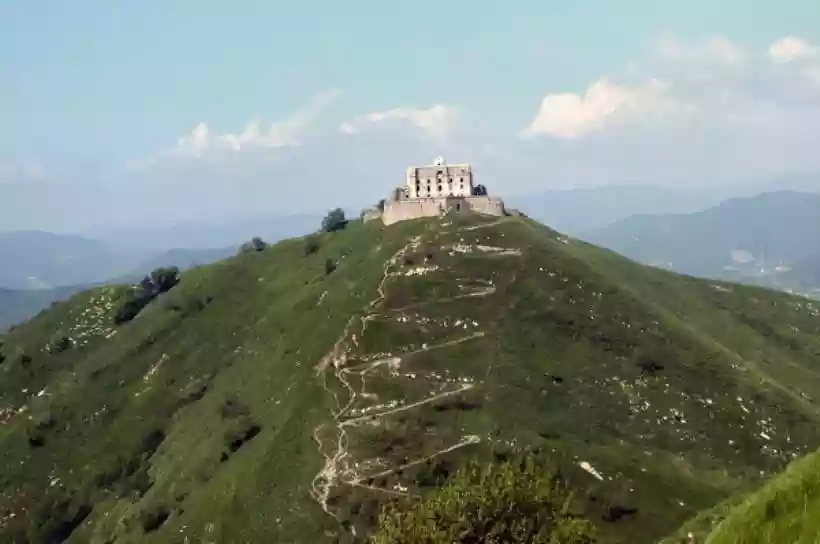 Ingrandisci questa immagine