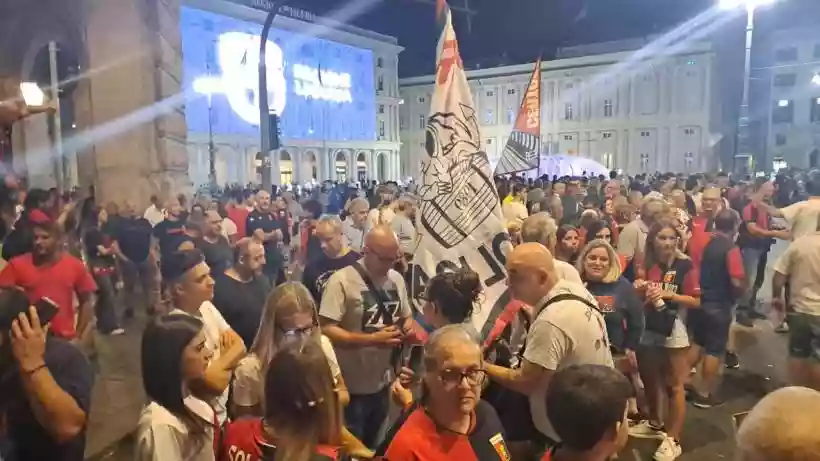 Ingrandisci questa immagine