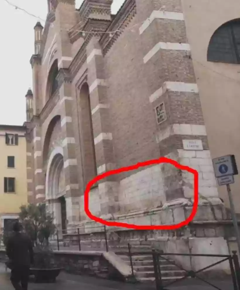 Ingrandisci questa immagine