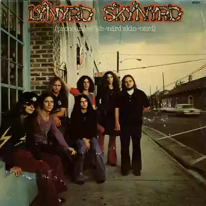 Lynyrd Skynyrd: (Pronounced Léh-'nérd 'Skin-'nérd)